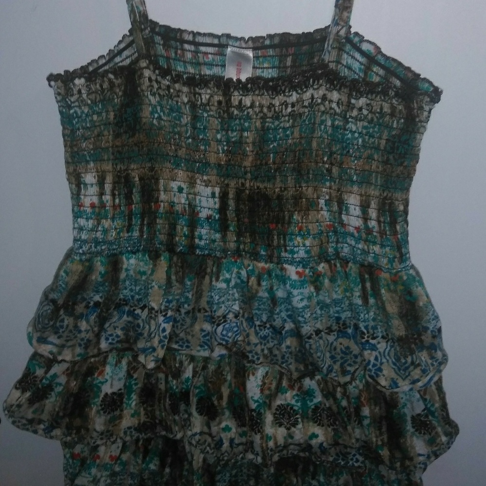 No Boundaries Ruffled Summer Top size L